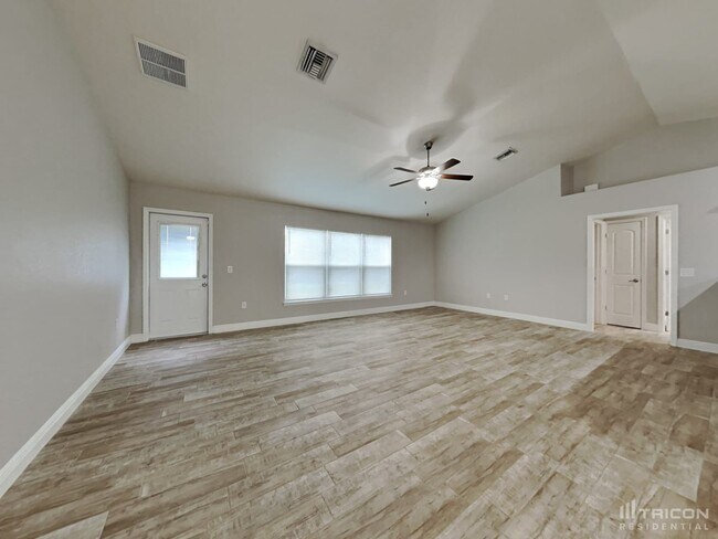 Photo - 22404 Cheryl Ave