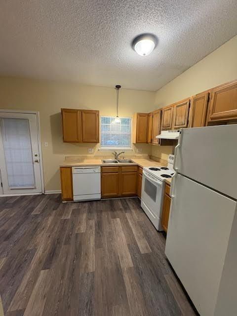 218 Cape Point Ln