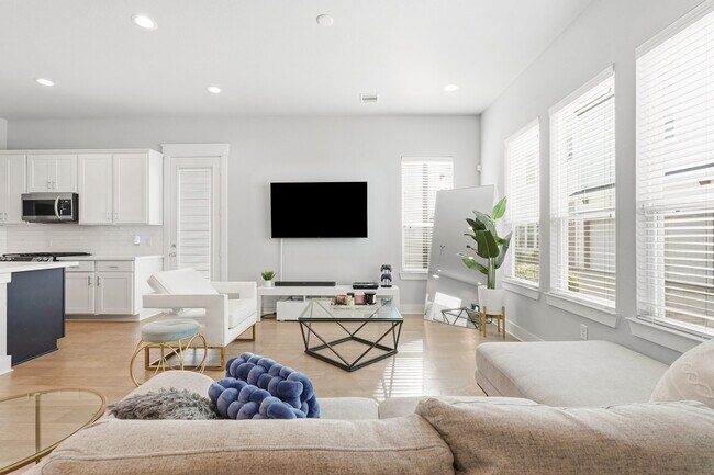 Photo - 3113 Paul Quinn St