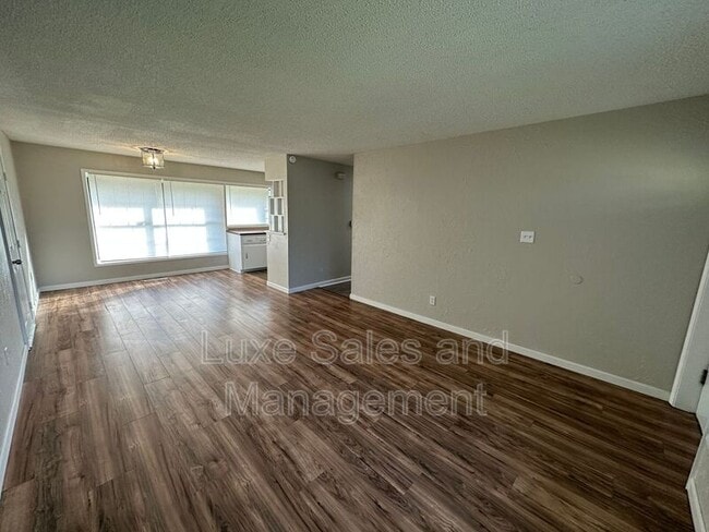 209 Gill Dr