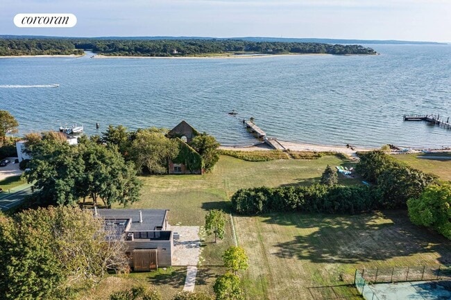 Building Photo - 4 Pheasant Ln