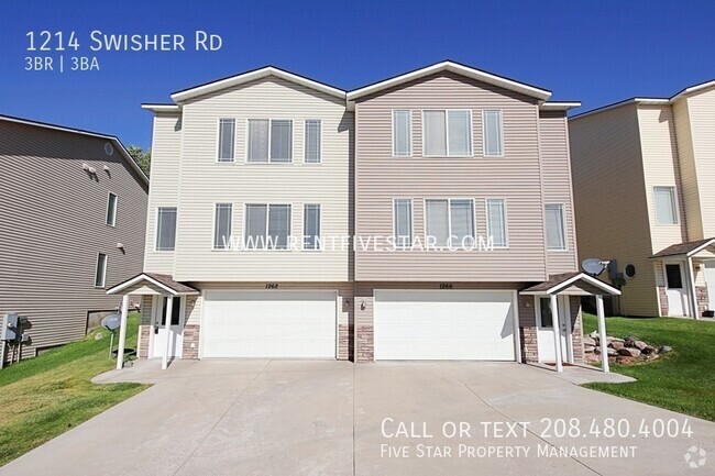 Building Photo - Incredible Twinhome Available in South Poc...