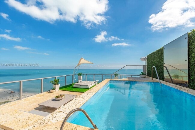 Photo - 2201 Collins Ave Unit 2006/UPH