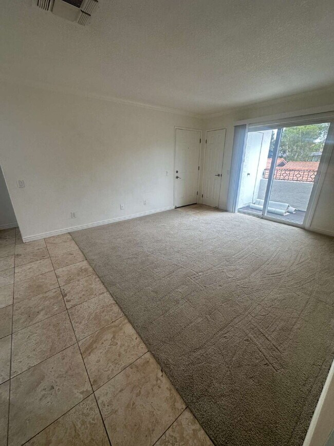 $2,700 Beautiful 2-Bedroom, 2-Bathroom Condo Near Lake Murray!