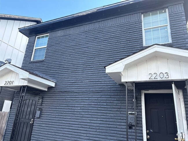 Photo - 2201 Nettleton St