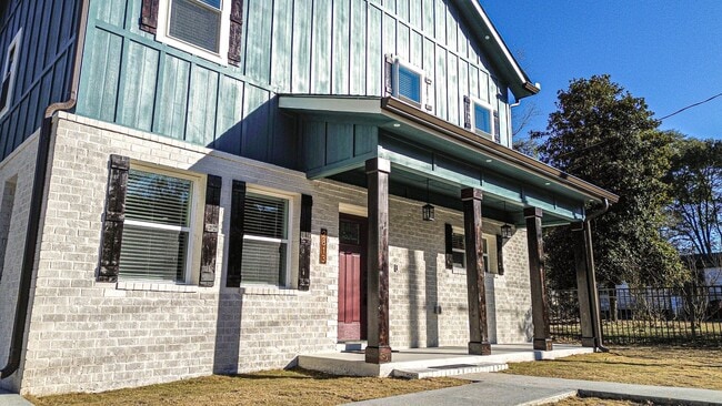 Photo - 2813 Mead Rd