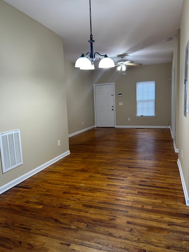Building Photo - 1651 Massachusetts Ave SW Unit 23 Rental