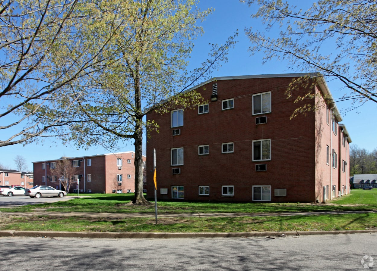 Harbor Ridge Apartments - Harbor Ridge Apartments