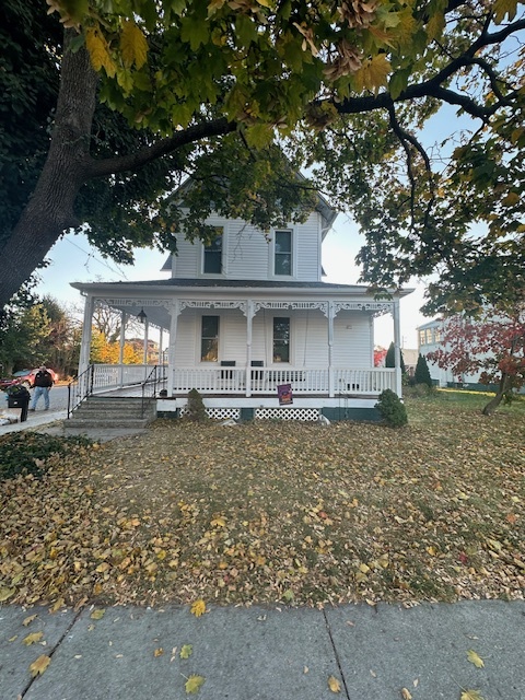 Photo - 227 E Walnut St Townhome