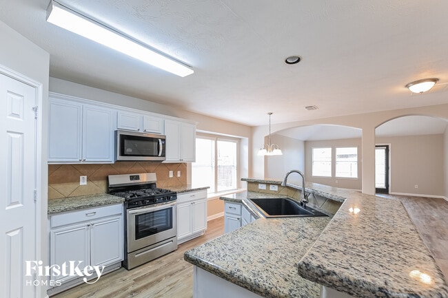 Photo - 18126 Hillock Glen Ln
