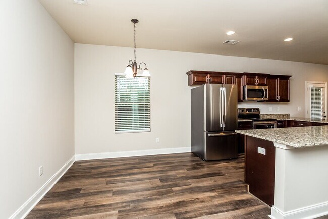 Photo - 1161 Pebble Ridge Dr