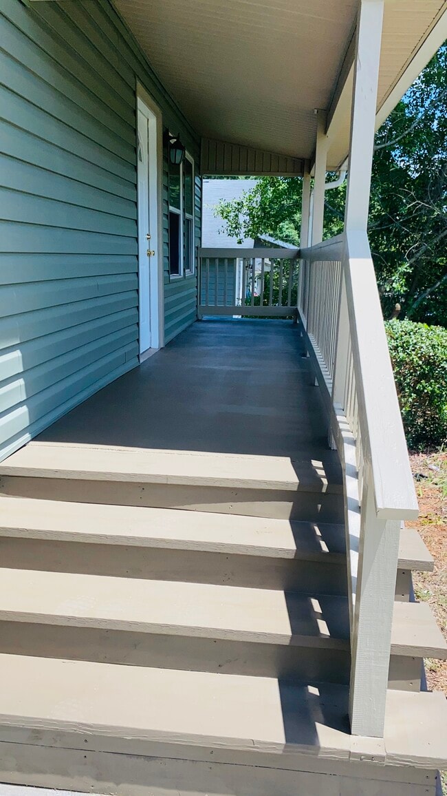 Photo - 8 Briariwood Ln 30120