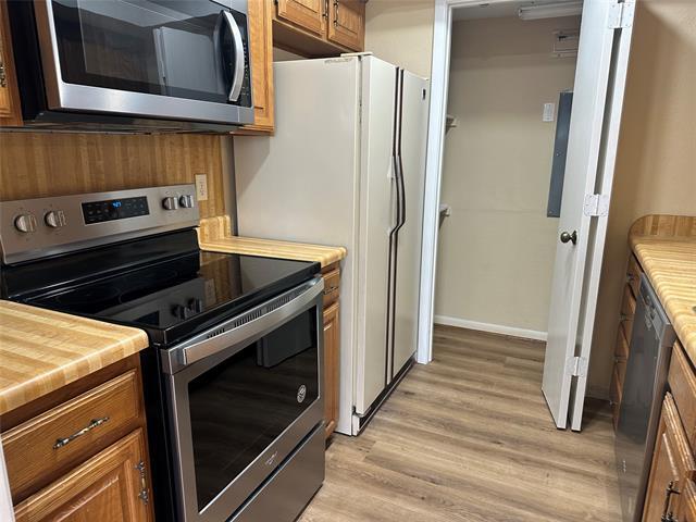 Photo - 927 Signal Ridge Pl