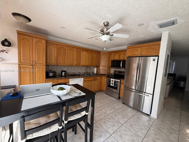 Photo - 7055 NW 173rd Dr