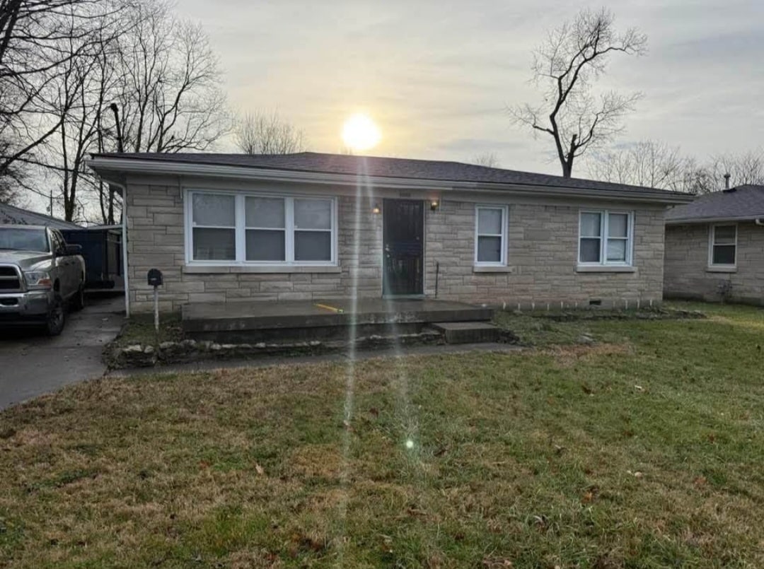 Photo - 4405 Lynnview Dr