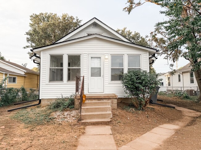 Photo - 2938 4th Ave