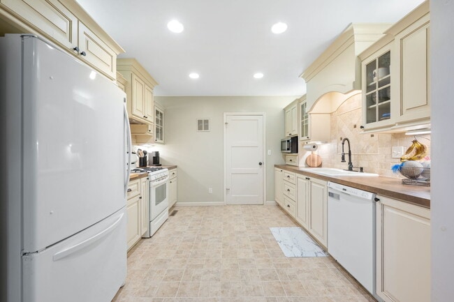 Photo - 3604 W Central Ave