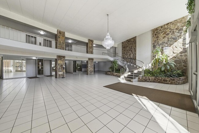 Photo - 16 E Old Willow Rd Unit 214s