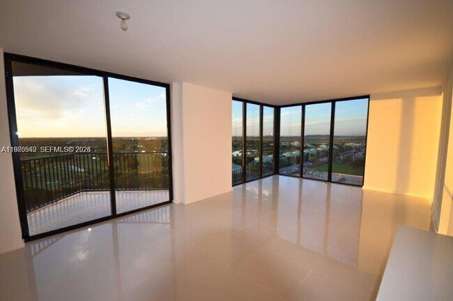 Building Photo - 5252 NW 85th Ave Unit 1902