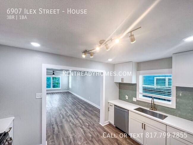 Photo - 6907 Ilex St Unit 6907 Ilex St House