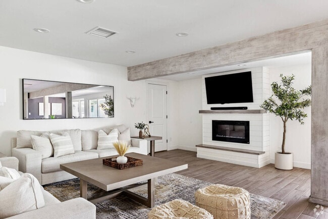 Building Photo - 3038 N 81st Pl Unit ID1060829P Rental