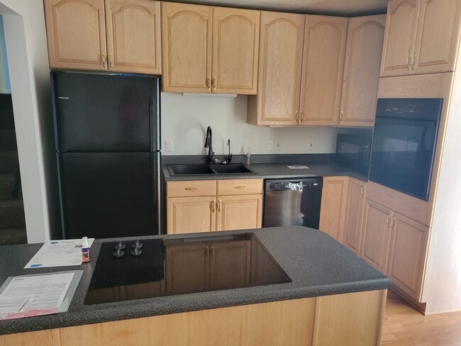 Photo - 793 Kienle Ave