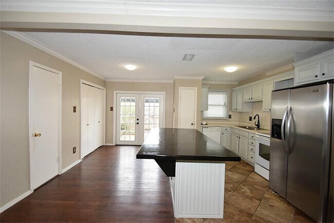 Photo - 9323 Westwood Village Dr Unidad 6