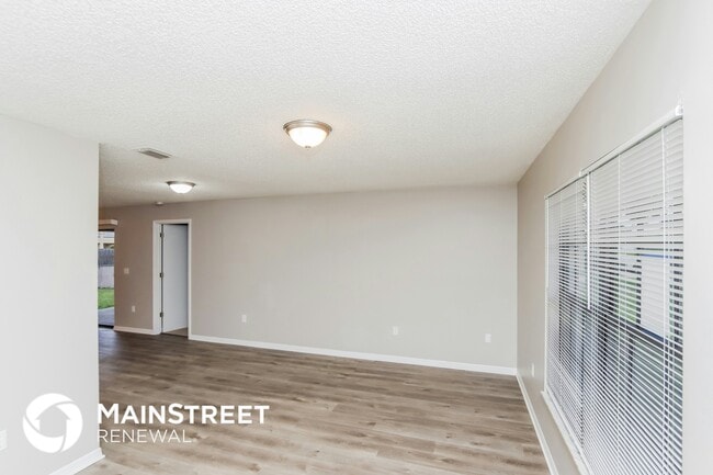 Photo - 2131 Ramsdale Dr SE