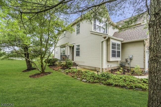 Photo - 42 Bateman Way