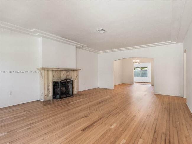 Photo - 1937 SW 19th Ave