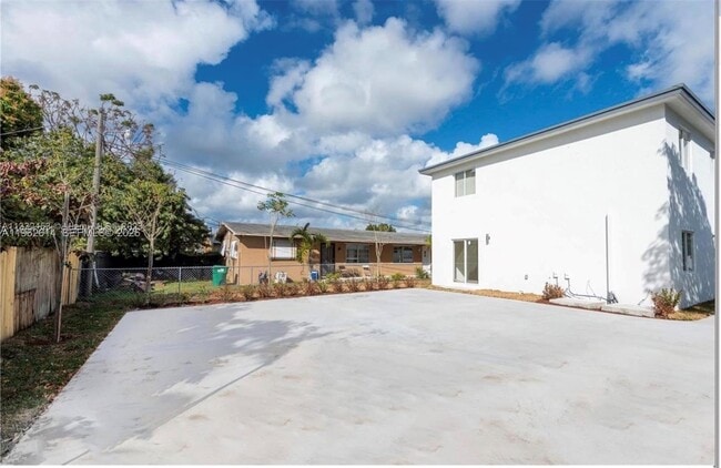 Photo - 10386 SW 173rd St Unit 0