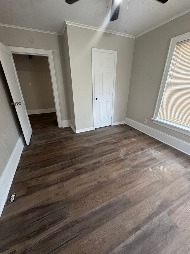 Photo - Newly renovated Highland apt.