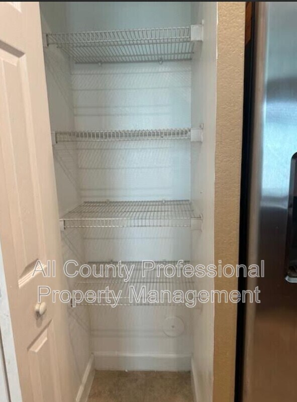 Photo - 4324 Maybelle Ln