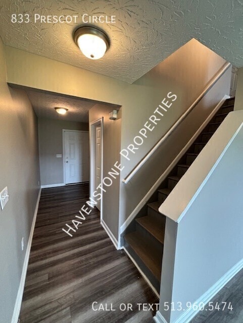 Photo - 833 Prescot Cir