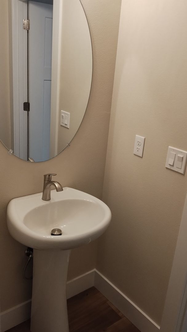 Photo - $1,000 Deposit Special! 4-Bed, 2.5-Bath Ho... House