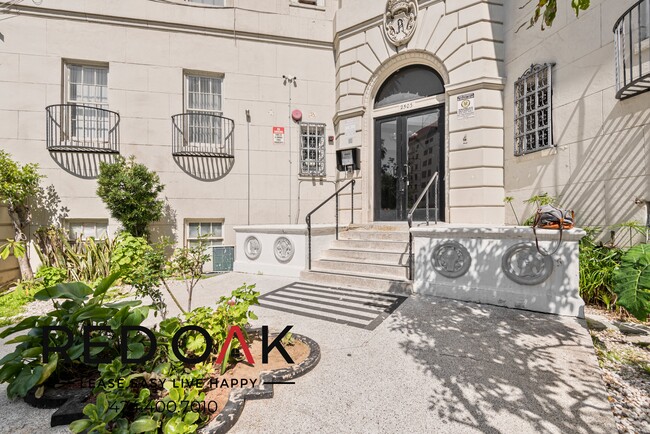 Photo - 2505 W 6th St Unidad 305