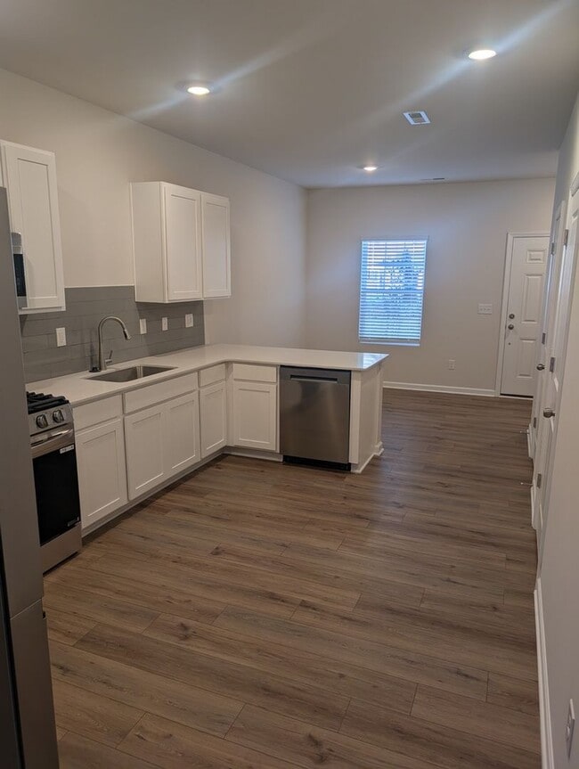 Photo - 1809 Autumn Mist Dr