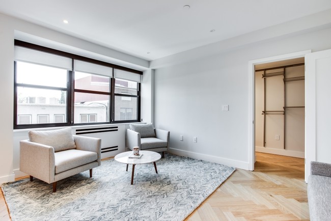 Furnished studio at the Century