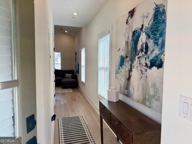 Photo - 3037 State St Unit FURNISHED / UTILITIES INC