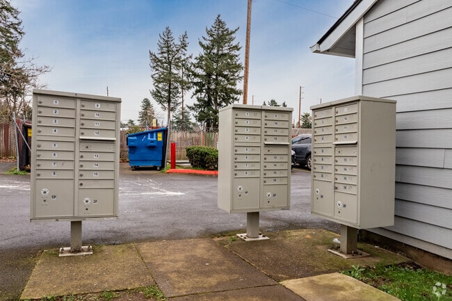 Photo - Rosewood Apartments