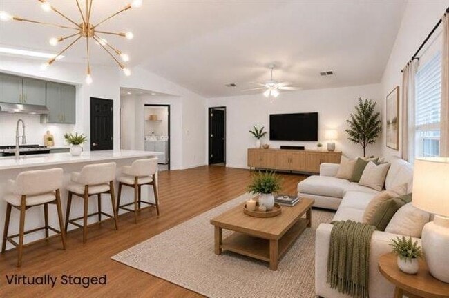 4517 Eltham Park