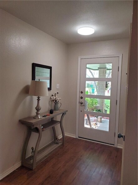 Photo - 1809 Dayflower Trce