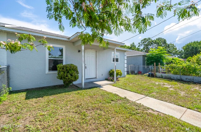 Building Photo - 3712 Burnham Way