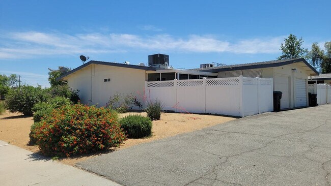 26217 Birkdale Rd