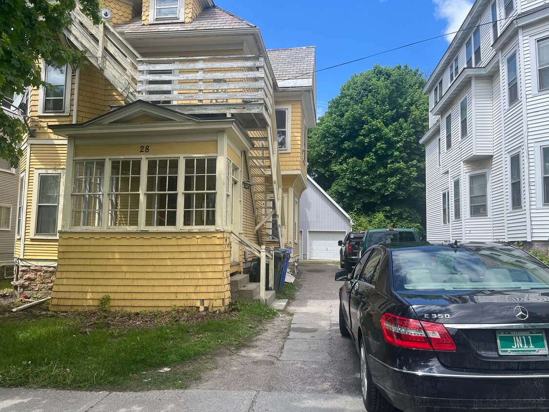 Photo - 28 Brookes Ave (Burlington, VT)