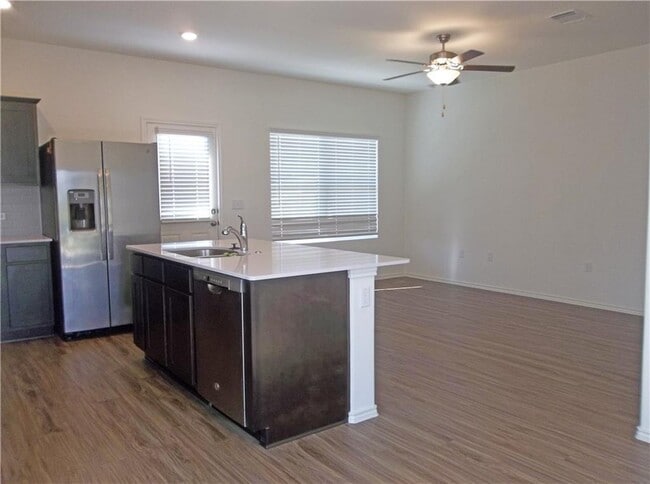 Photo - 15209 Spruce Frost Cv