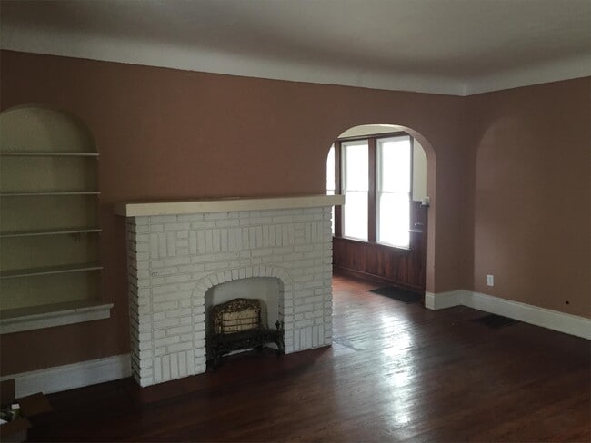 Photo - 3621 Willys Pkwy