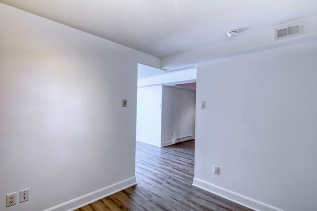 Photo - 6600 Av. de Darlington Unité 2