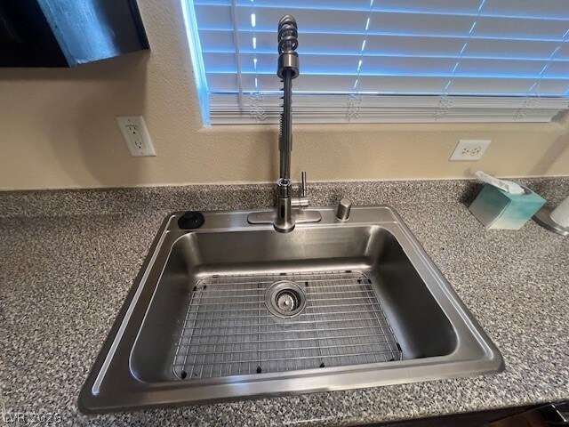 Photo - 2000 Quartz Cliff St Unidad 202