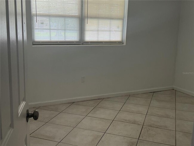 6241 Balboa Dr